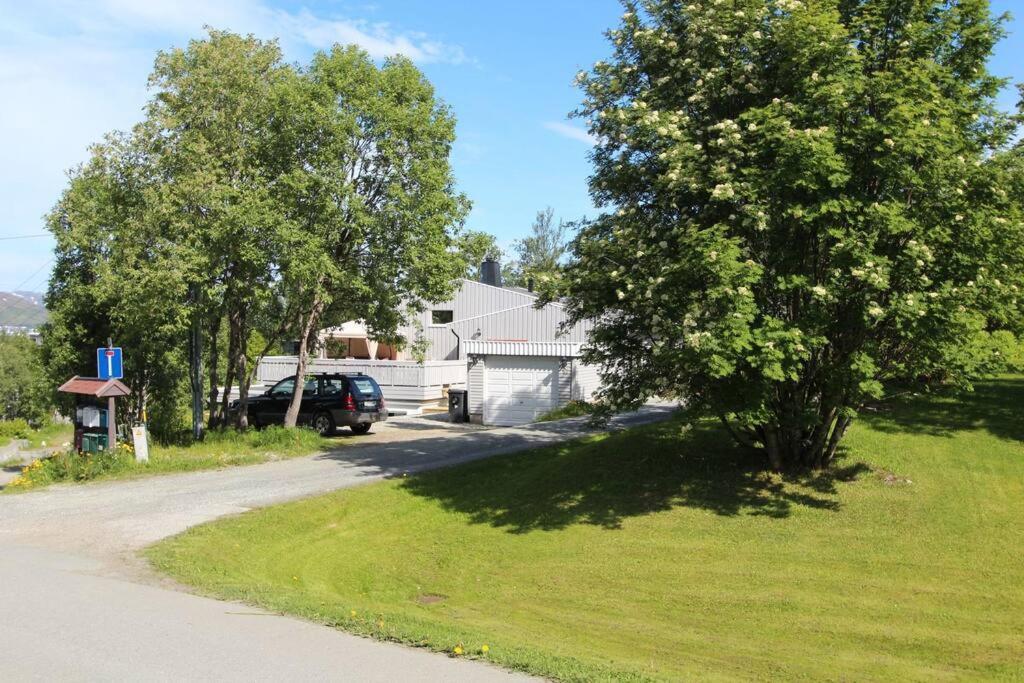 3 Bedrooms Apartment! Close To Aurora Observatory. * Tromsø